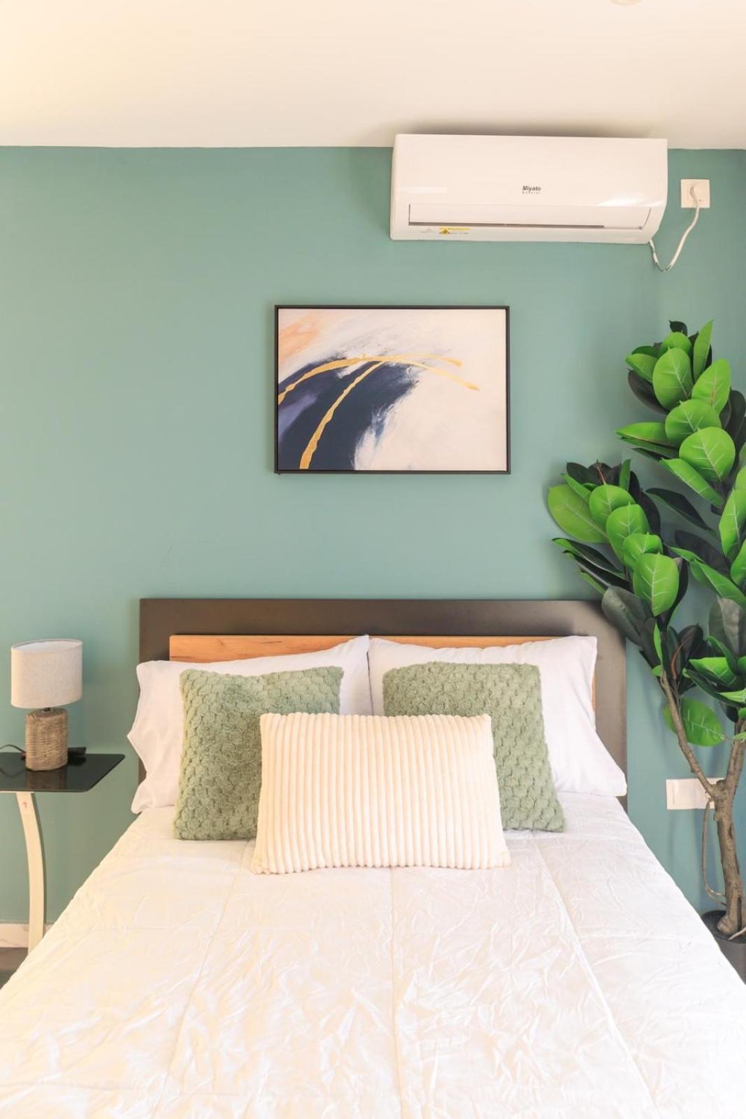 Aiolos Super Lux Suite Jucuzzi Nea Smyrni Centre Athens Luaran gambar
